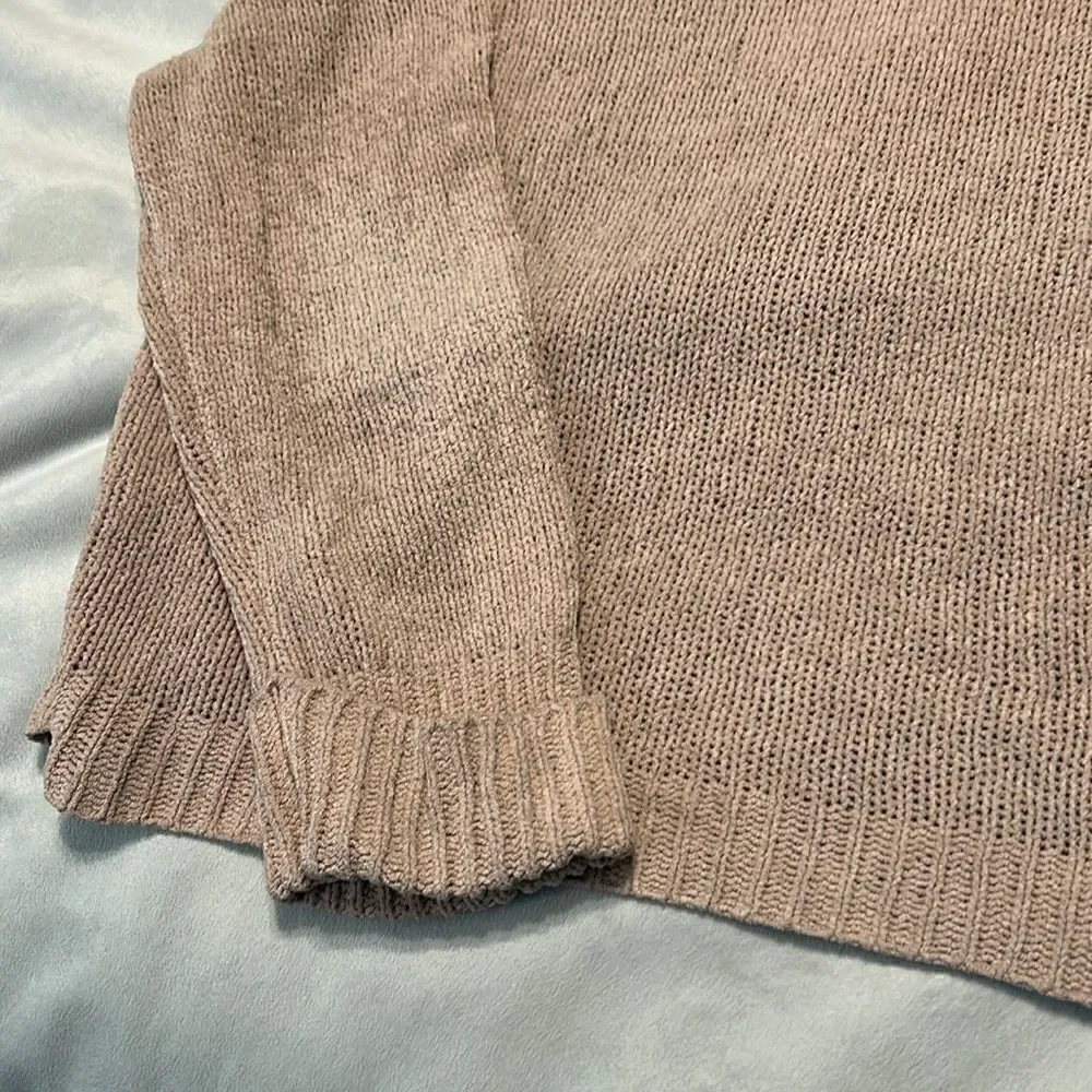 Pink Lily Sweater - Picture 2 of 6